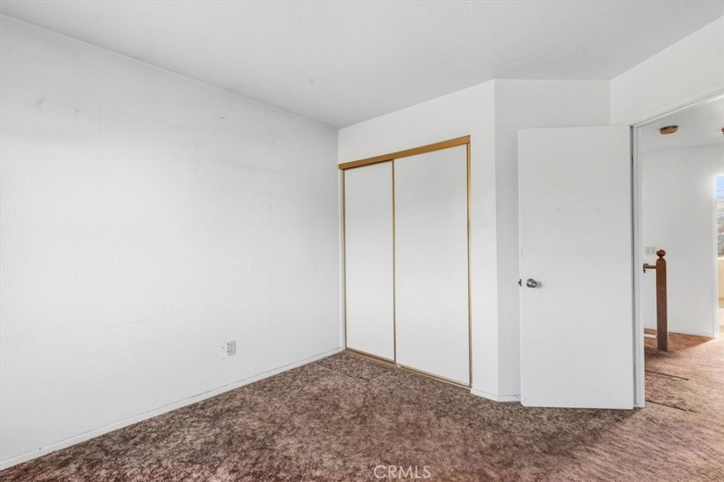 2243 N Maple Property Photo 26