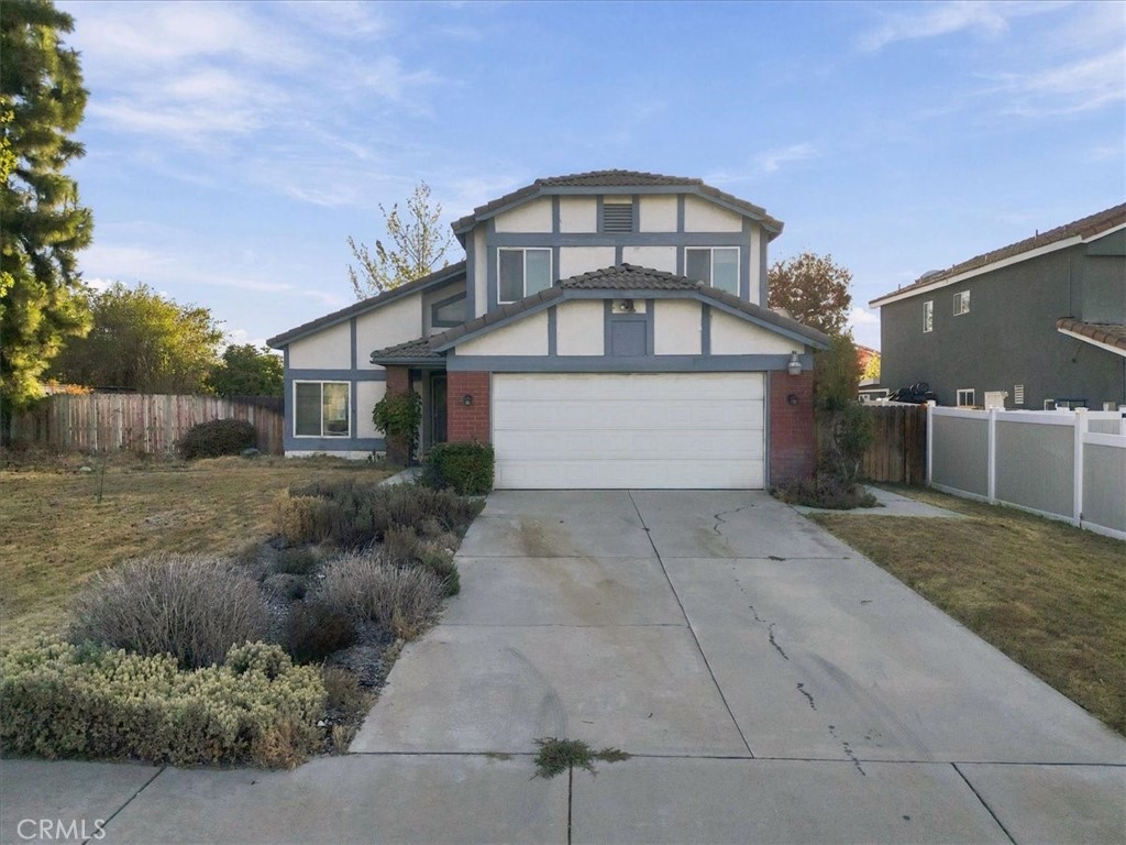 2243 N Maple Property Photo 45