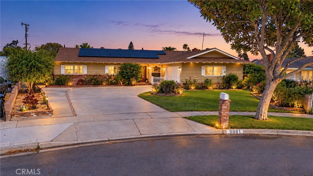 9081 Tangelo Avenue Property Photo 1