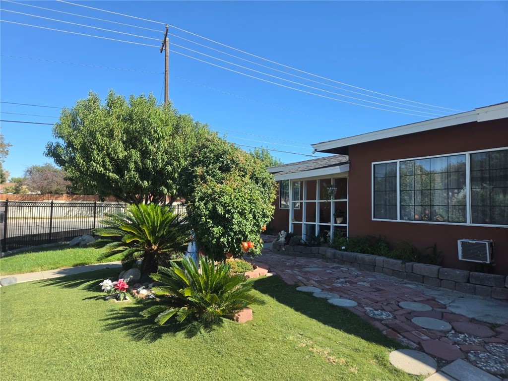 444 E Avenue R9 Property Photo 1