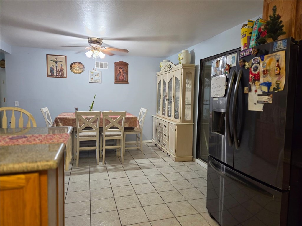 444 E Avenue R9 Property Photo 5