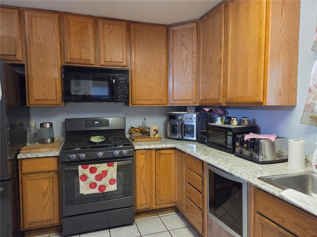 444 E Avenue R9 Property Photo 7
