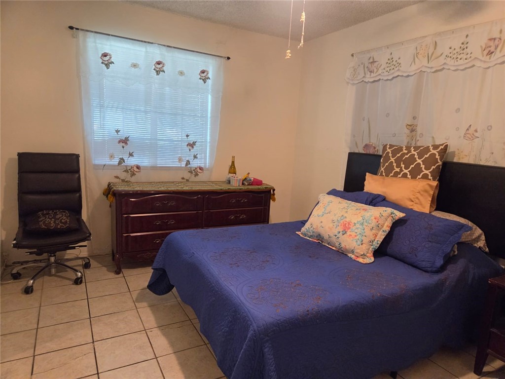 444 E Avenue R9 Property Photo 10
