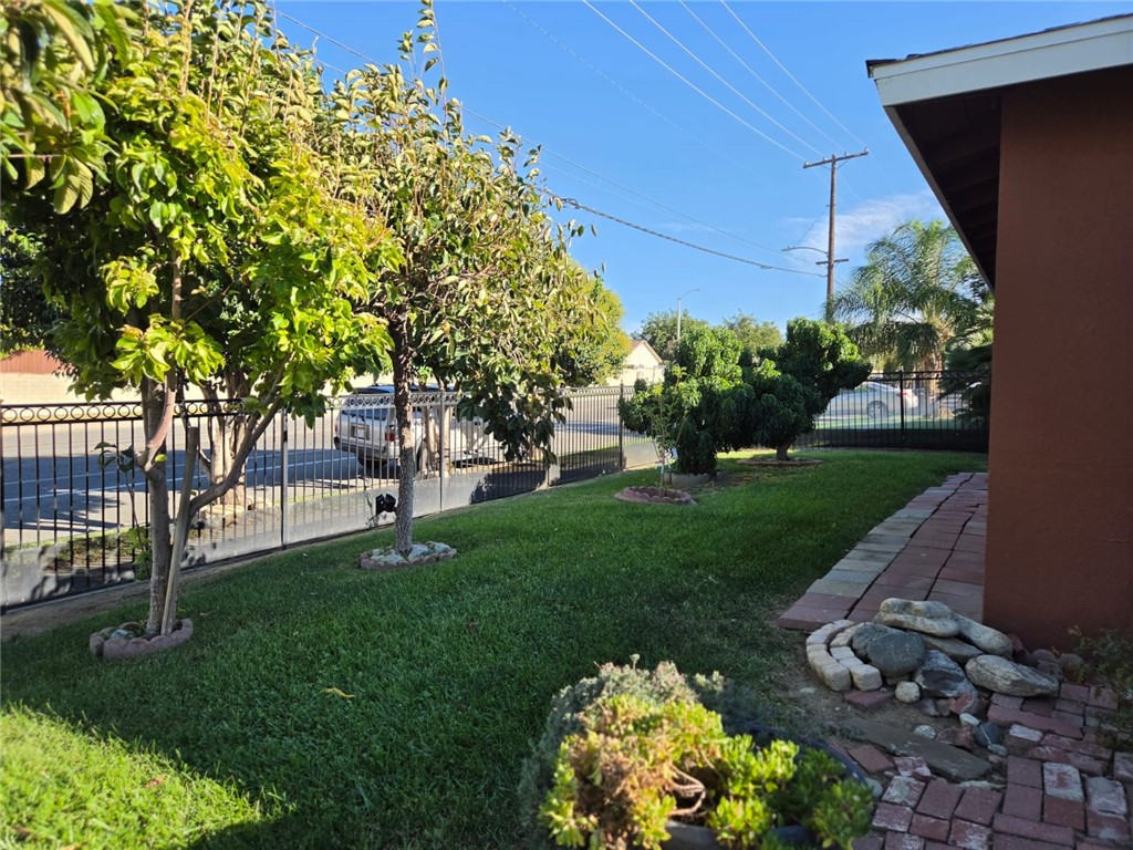 444 E Avenue R9 Property Photo 26