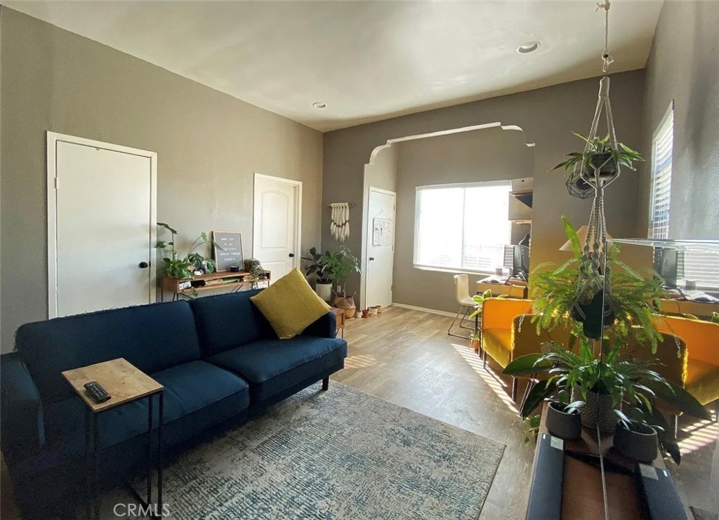 1441 Pleasant Property Photo 3