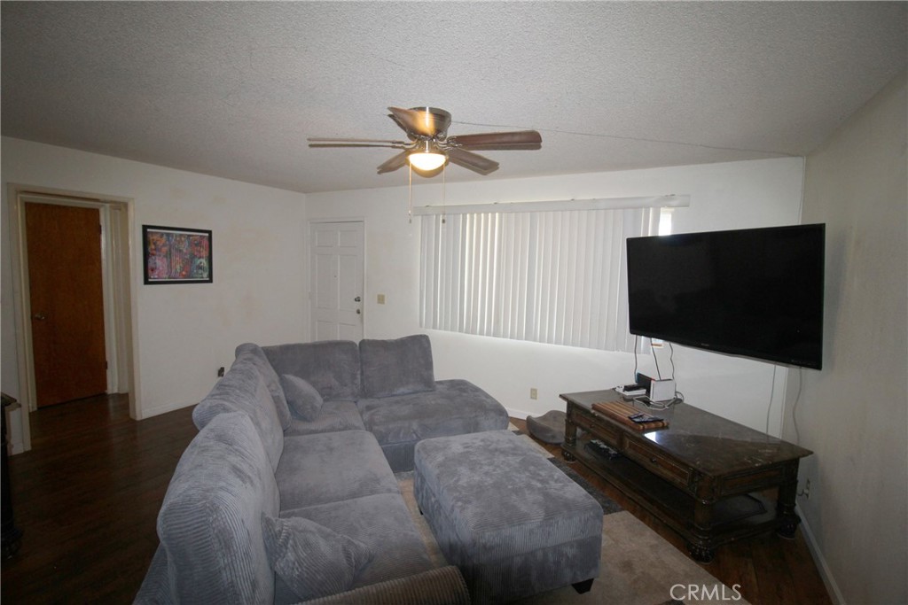 940 S Taylor Property Photo 3
