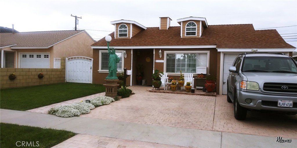 11053 Belfair Property Photo 2