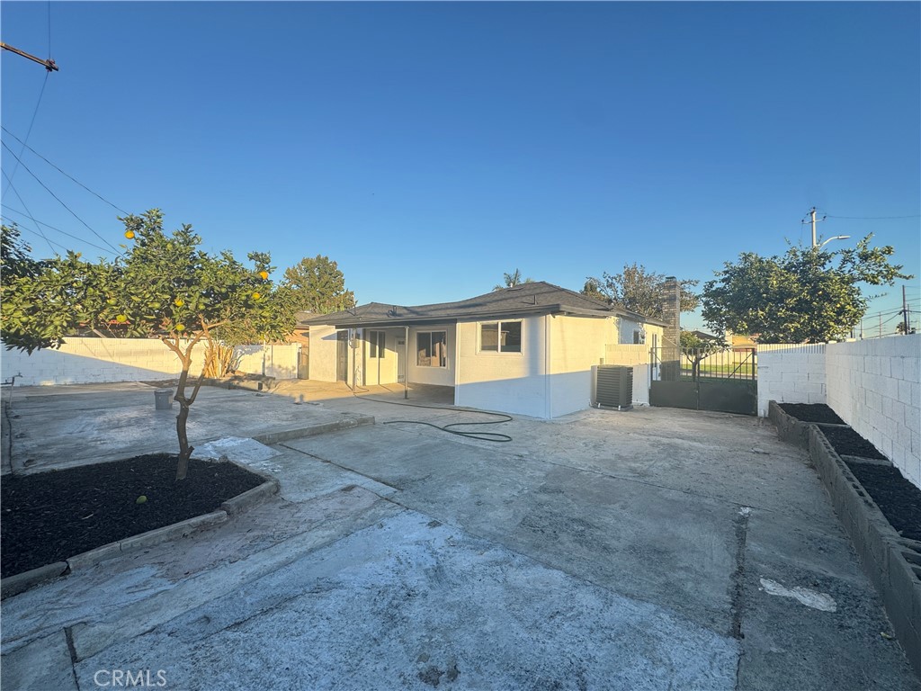 8273 Samoline Property Photo 14