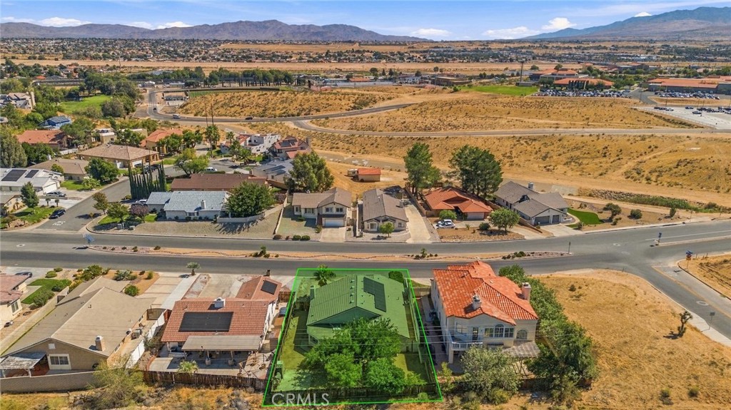 12418 Spring Valley Property Photo 7