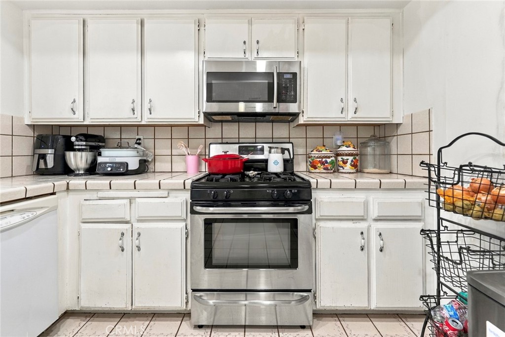12418 Spring Valley Property Photo 27