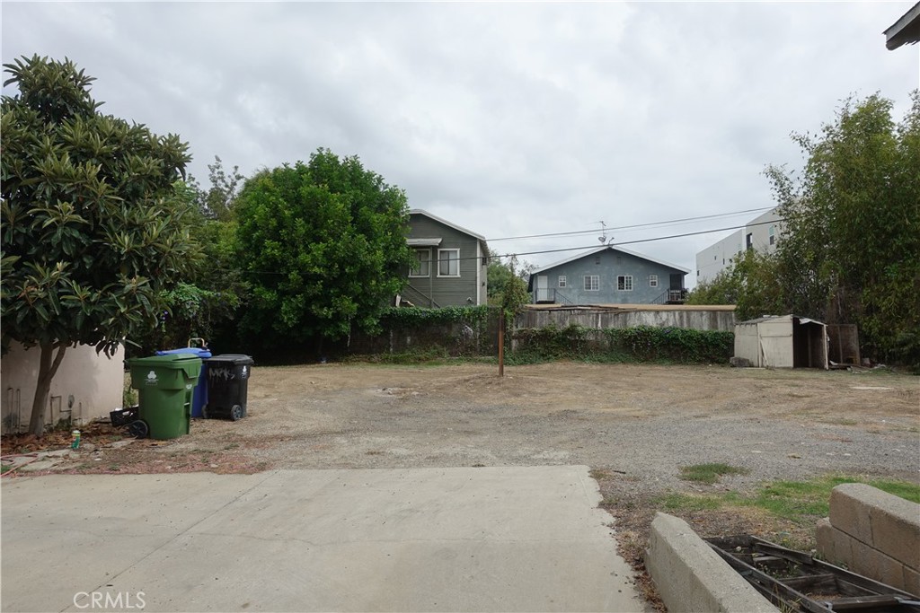 2221 Elsinore Property Photo 9