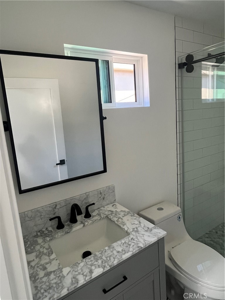 4062 Randolph Street D Property Photo 6