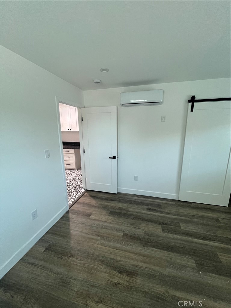 4062 Randolph Street D Property Photo 7