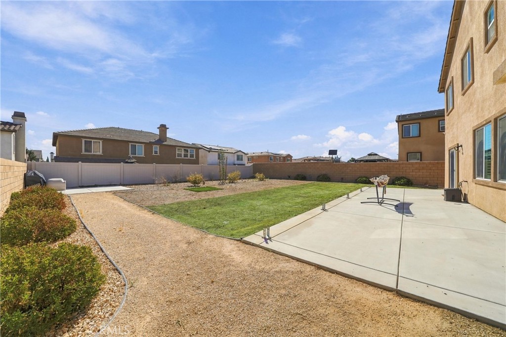 13003 Woodhill Property Photo 36