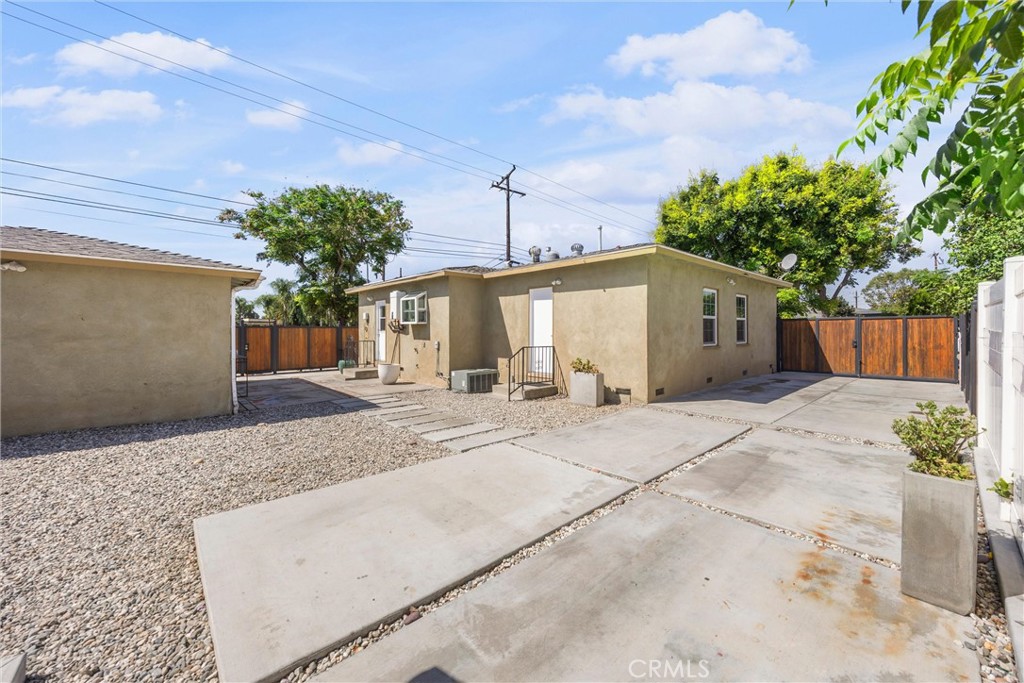 13287 Helmer Drive Property Photo 22