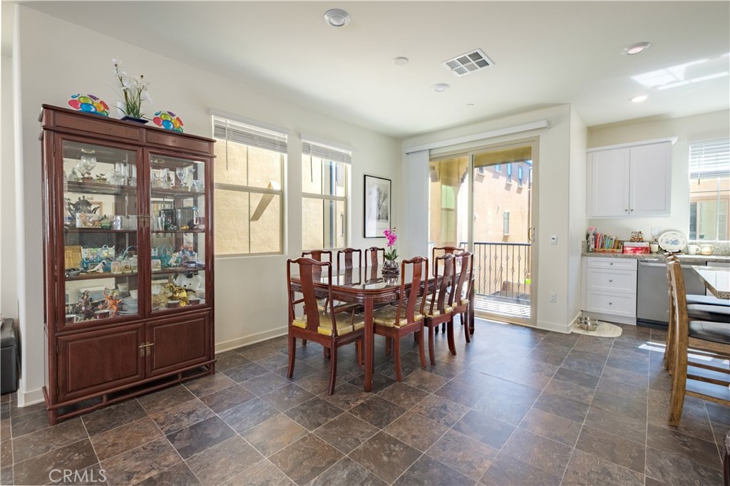 2243 Strawberry Court Property Photo 3