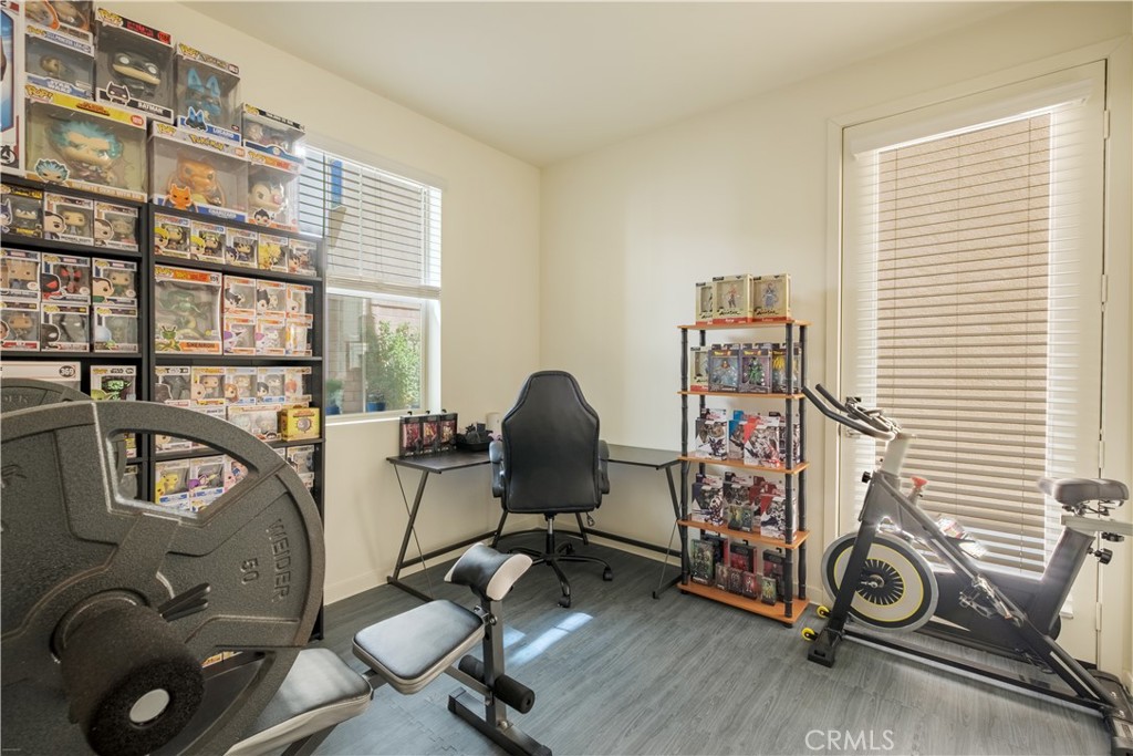 2243 Strawberry Court Property Photo 9
