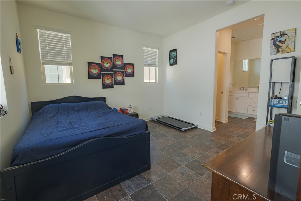 2243 Strawberry Court Property Photo 13