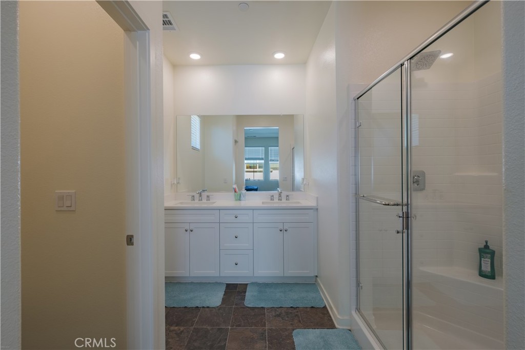 2243 Strawberry Court Property Photo 14