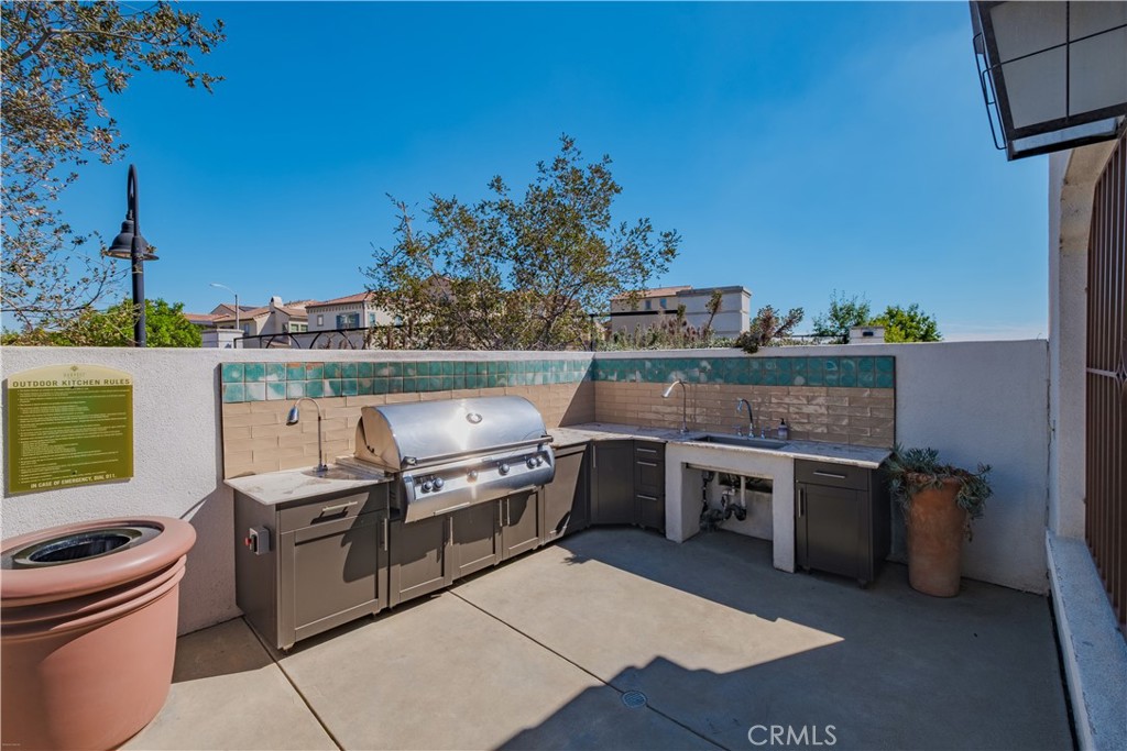 2243 Strawberry Court Property Photo 32