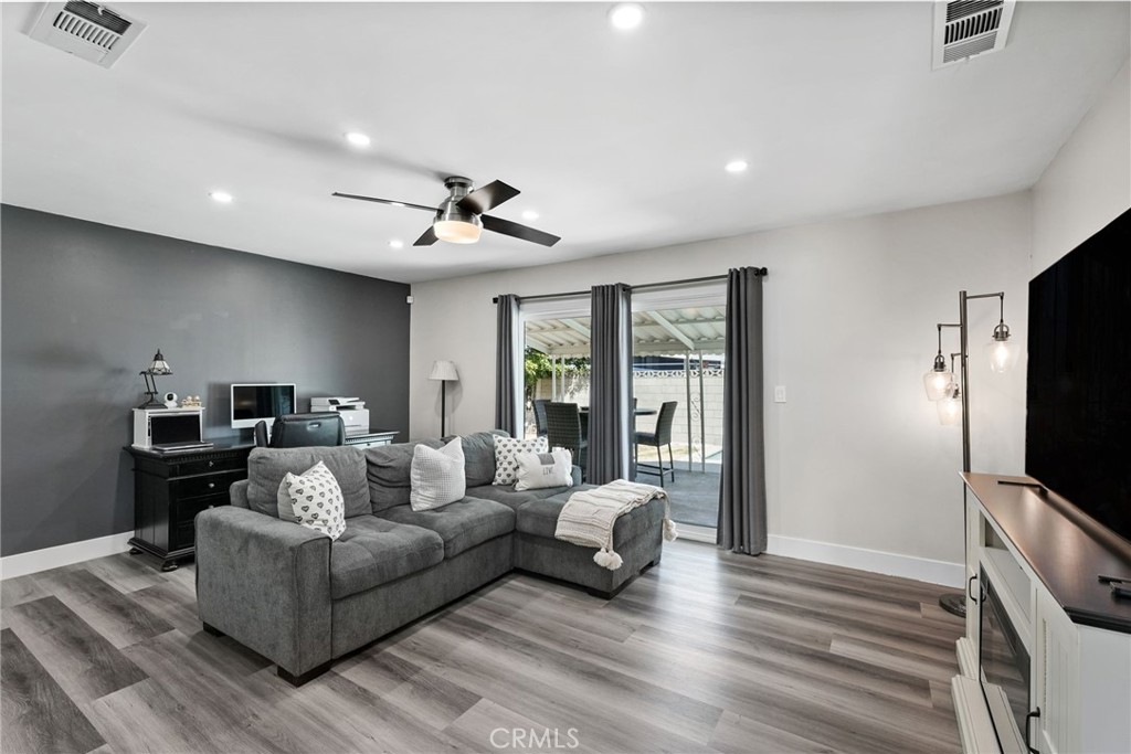 762 Talbert Property Photo 12