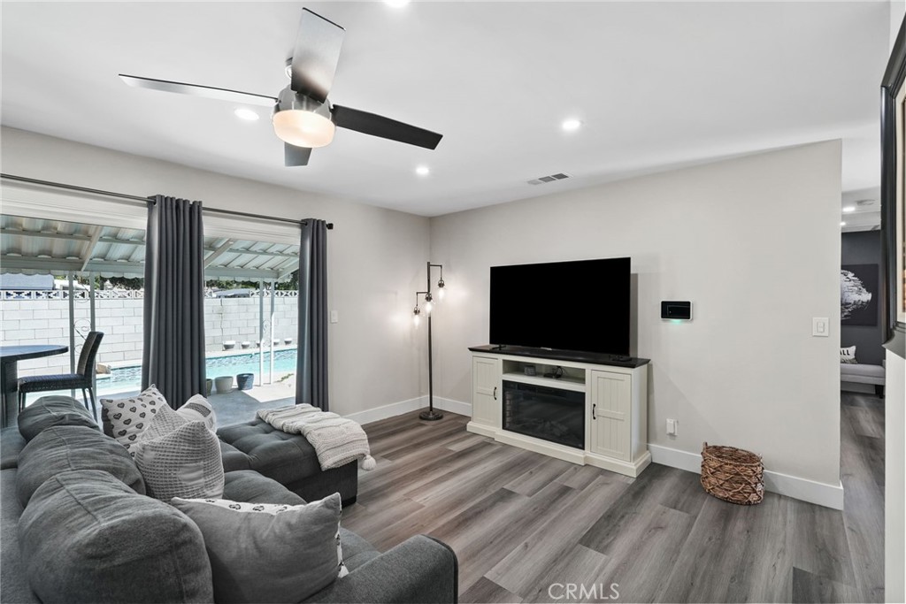 762 Talbert Property Photo 13