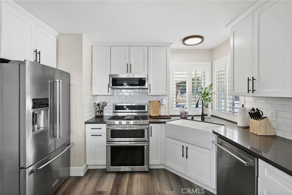 762 Talbert Property Photo 23