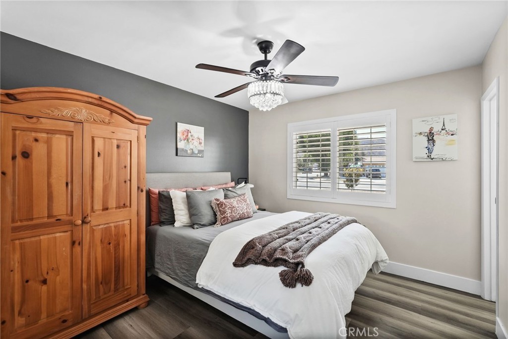 762 Talbert Property Photo 32
