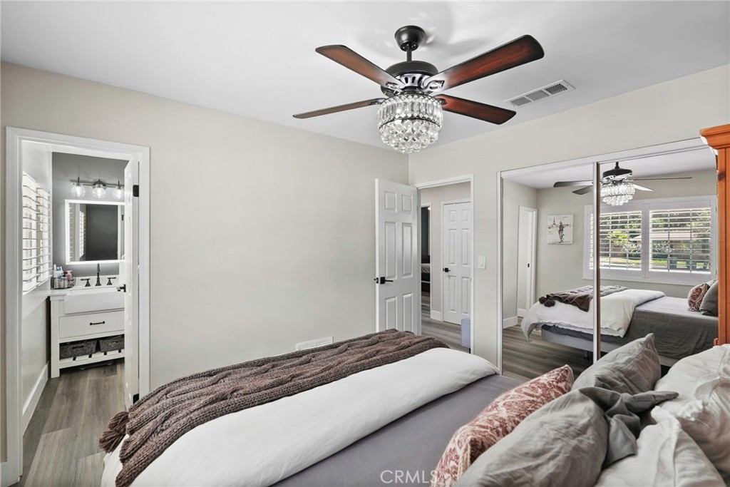 762 Talbert Property Photo 33
