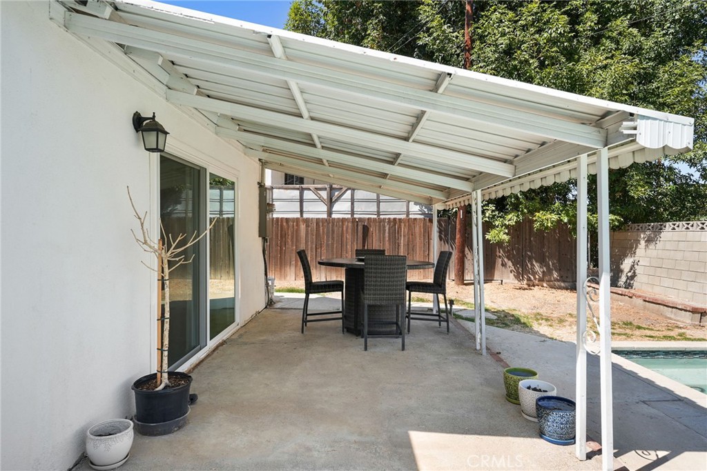 762 Talbert Property Photo 39
