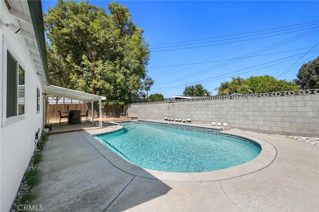 762 Talbert Property Photo 42