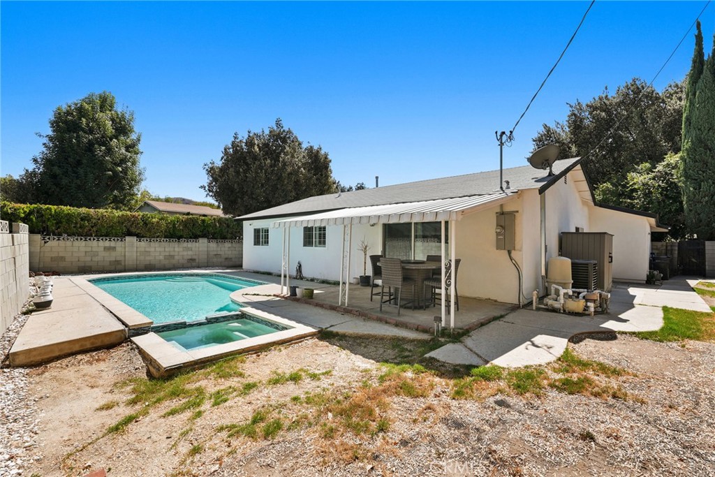 762 Talbert Property Photo 43