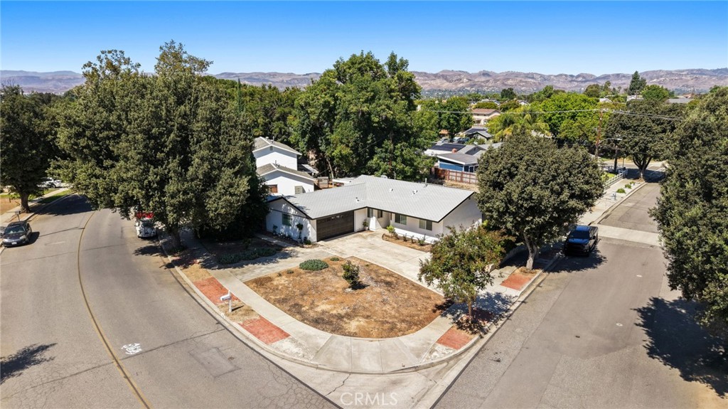 762 Talbert Property Photo 48