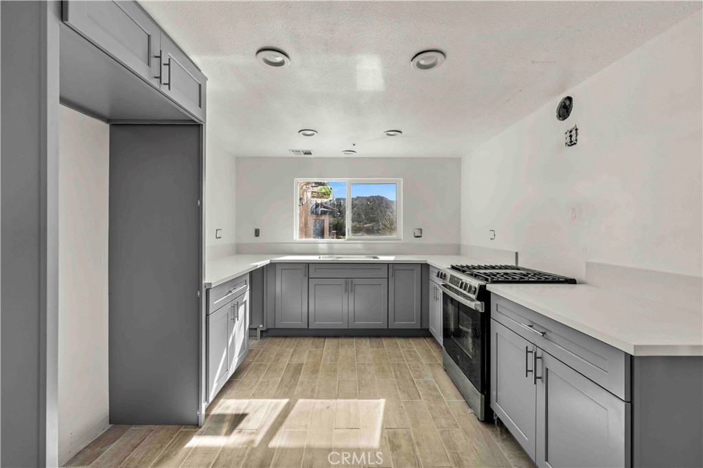 34754 Ellenan Ave Property Photo 28