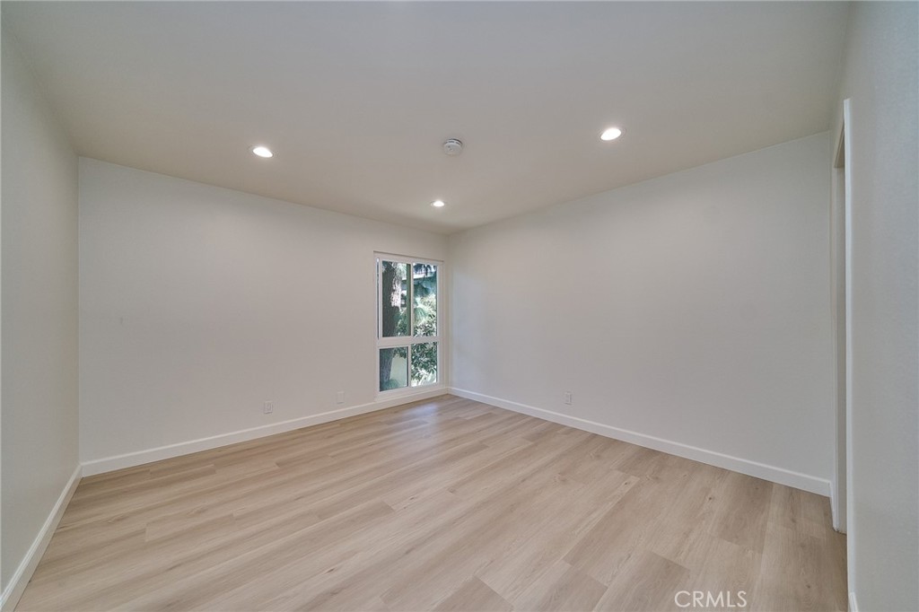 838 Coriander N Property Photo 13