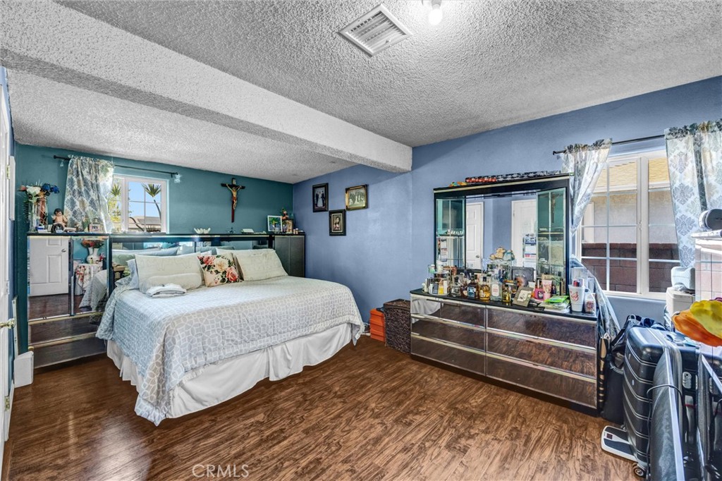 6424 Lindell Property Photo 12