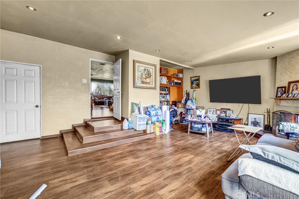 6424 Lindell Property Photo 25