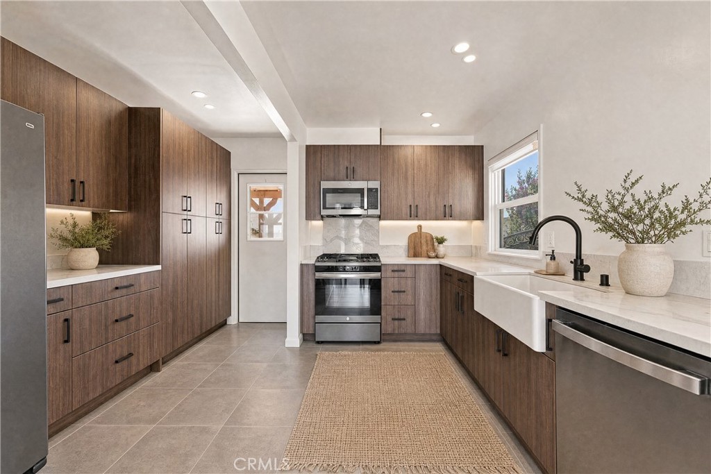 416 W Andrix Street Property Photo 6