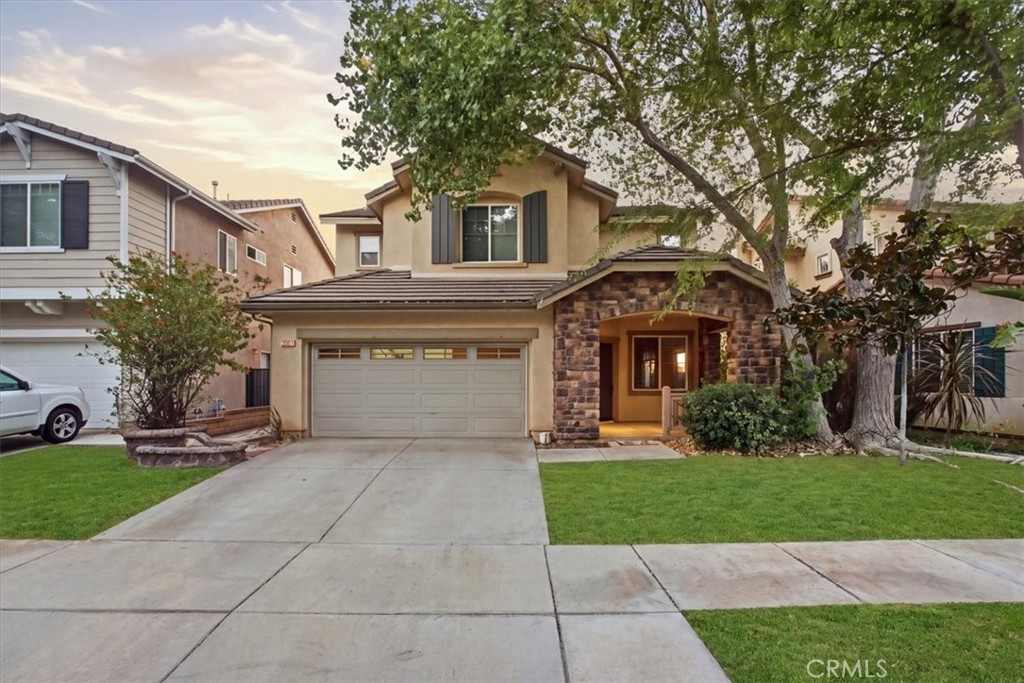 28007 Alta Vista Property Photo 2