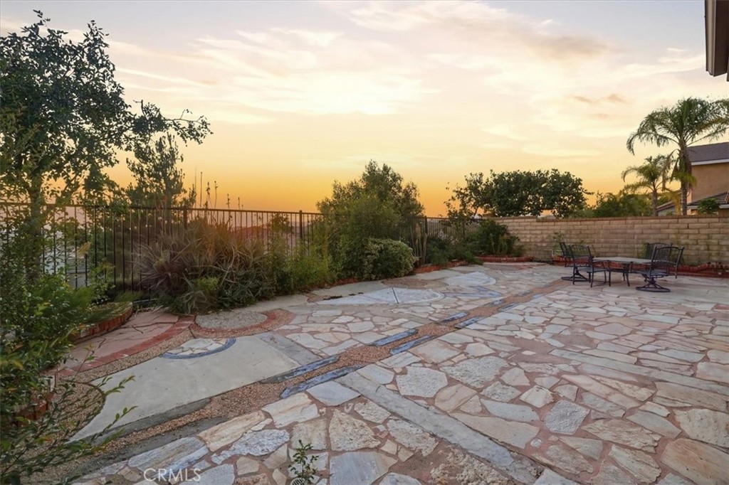 28007 Alta Vista Property Photo 7