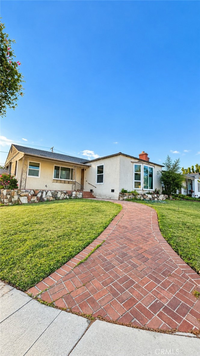 8721 Crenshaw Boulevard Property Photo 2