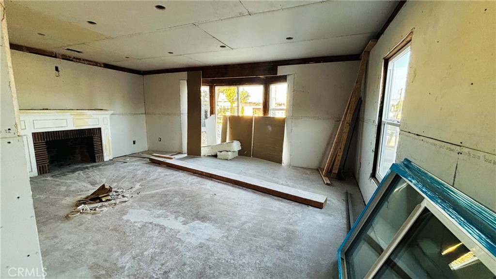 8721 Crenshaw Boulevard Property Photo 3