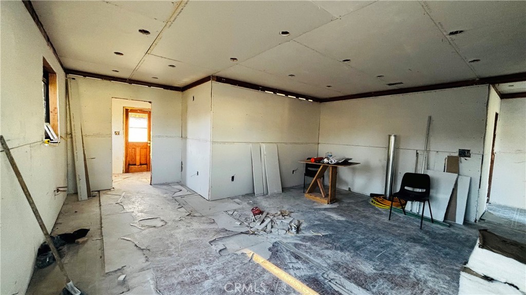 8721 Crenshaw Boulevard Property Photo 6