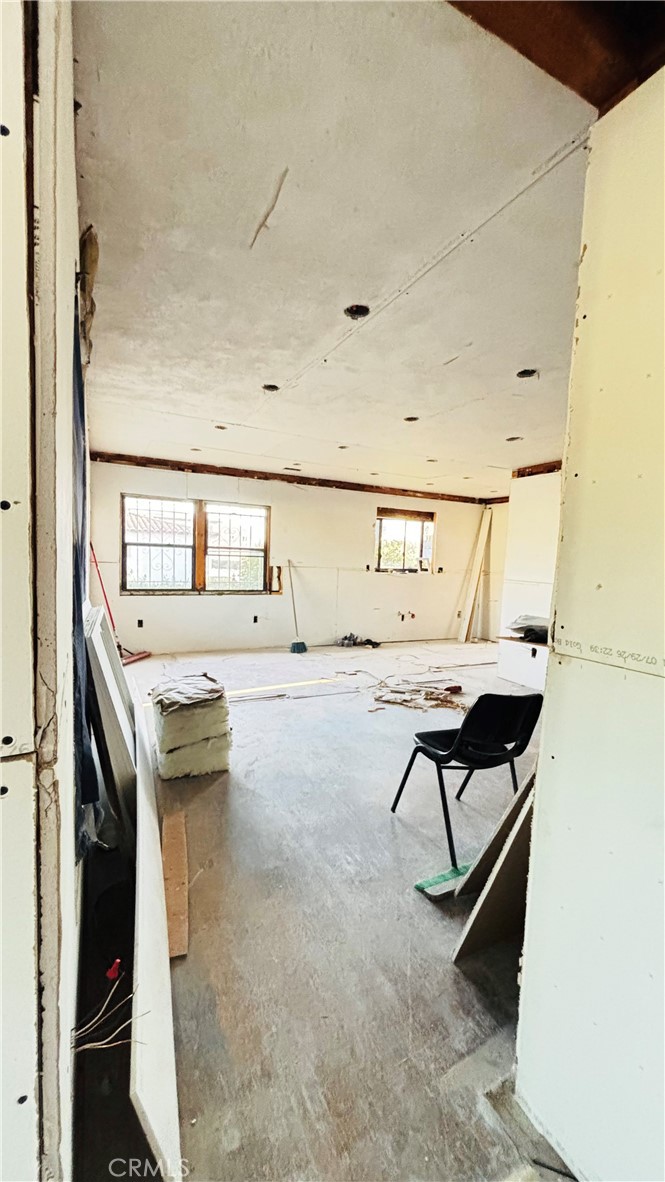8721 Crenshaw Boulevard Property Photo 11