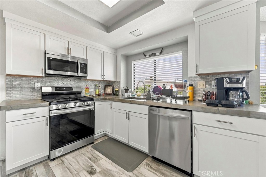 16180 Westland Property Photo 19