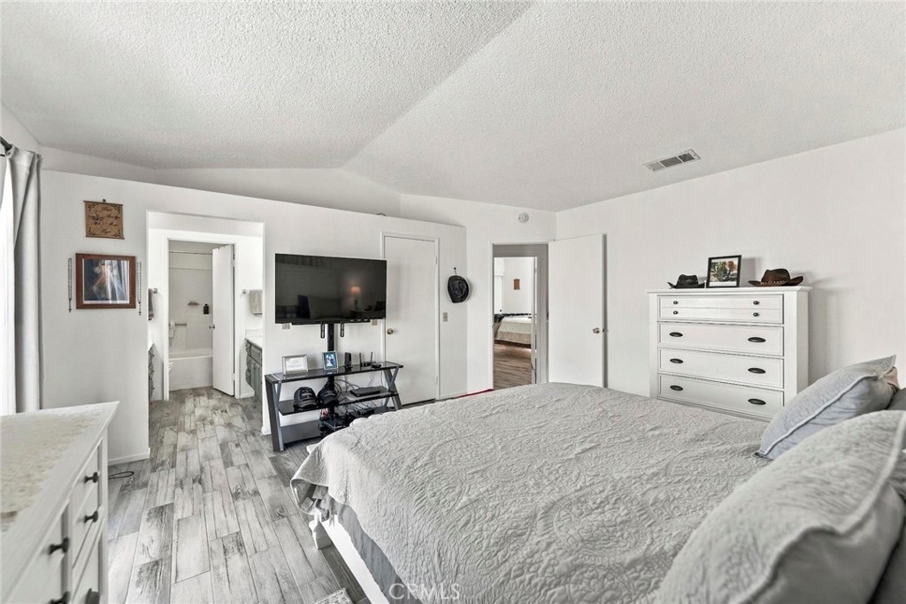 16180 Westland Property Photo 28
