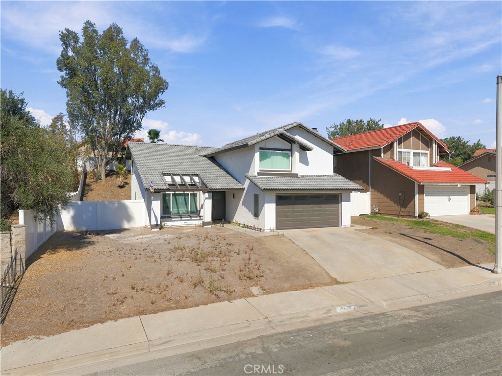 19620 Kinnow Ln Property Photo 7
