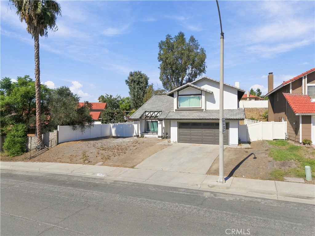 19620 Kinnow Ln Property Photo 8