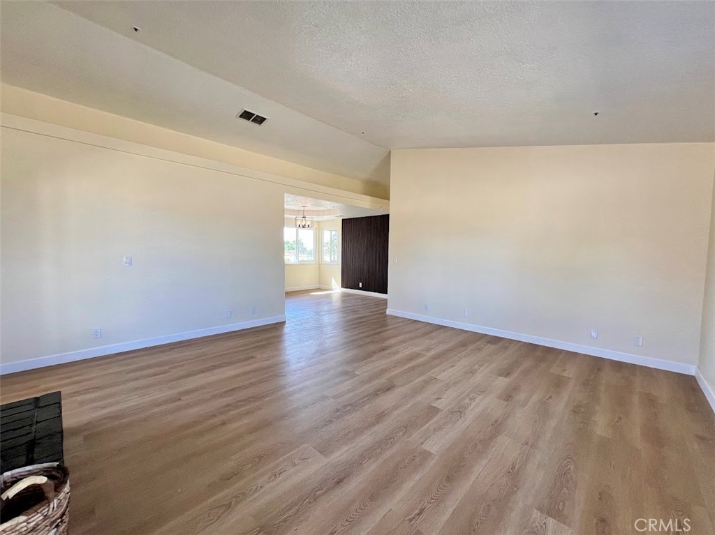 13377 Paramount Road Property Photo 5