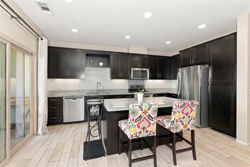 510 S Anaheim Boulevard 8 Property Photo 2
